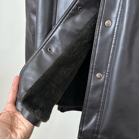 RARE! 70S CHOCOLATE BROWN VEGAN LEATHER SNAP BUTTON JACKET DAGGER COLLAR- Mens M - Picture 10 of 13